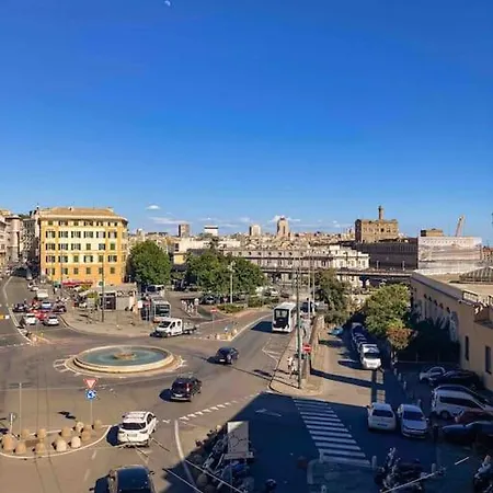 Casa Cipresso: Acquario • Stazione • Metro • Porto Appartamento